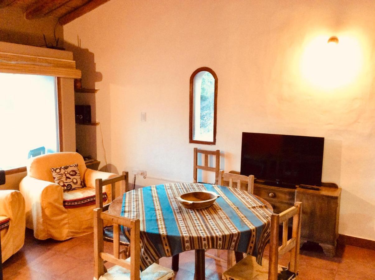 Casa En Tilcara Con Hermosa Vista Al Pucara Esterno foto